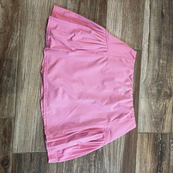 Tail Skirt Pleated Sides - Picture 4 of 4